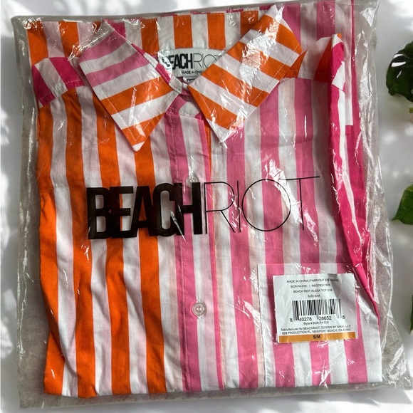 NWT BEACH RIOT striped top - Picture 4 of 4